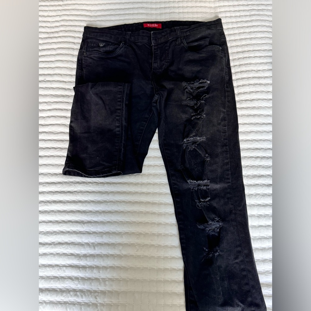 Guess men’s black jeans